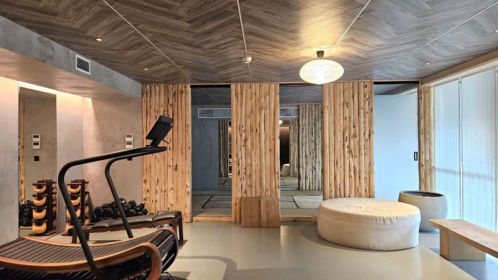 Lisbon Deluxe Apartment by LovelyStay