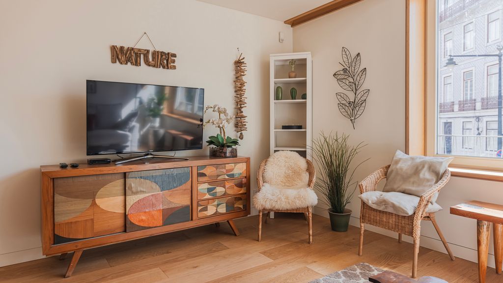 Lisbon Deluxe Apartment by LovelyStay