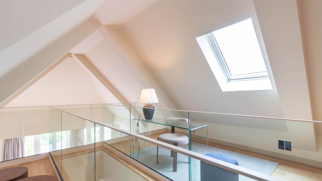 Catarina 392 | Premium Duplex by LovelyStay