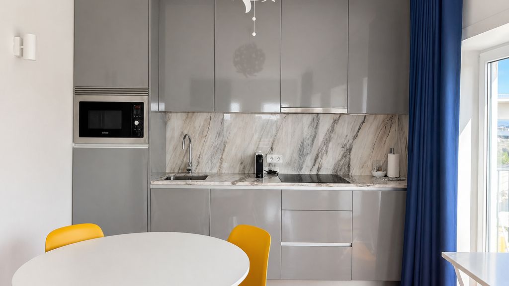 B: Douro & Bridge Views | Modern 2BR by Lovelystay