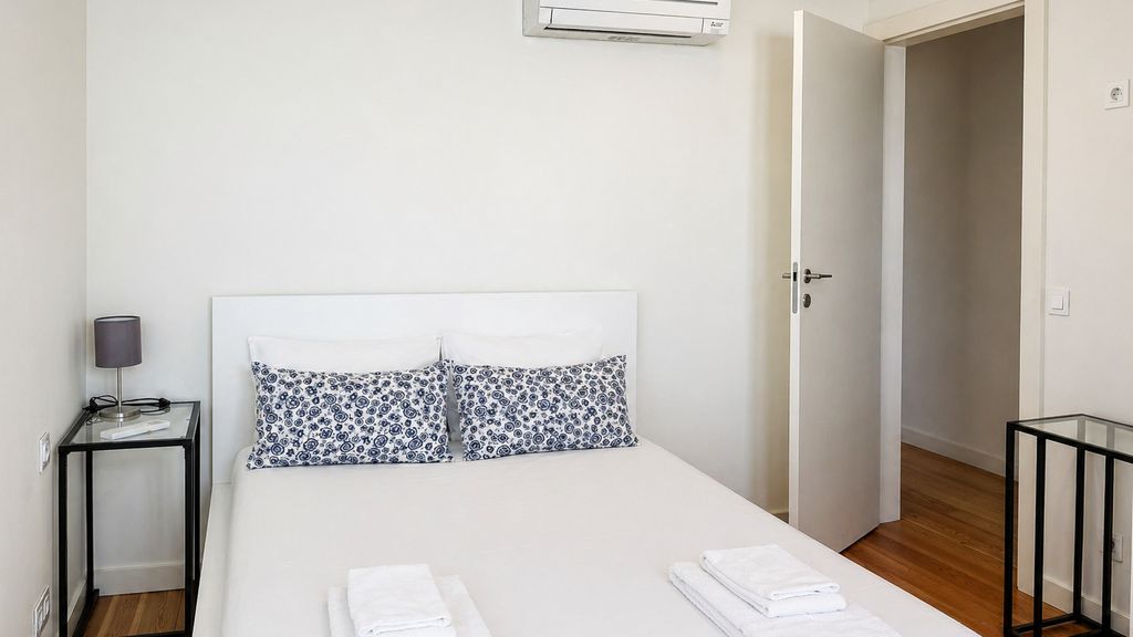 B: Douro & Bridge Views | Modern 2BR by Lovelystay