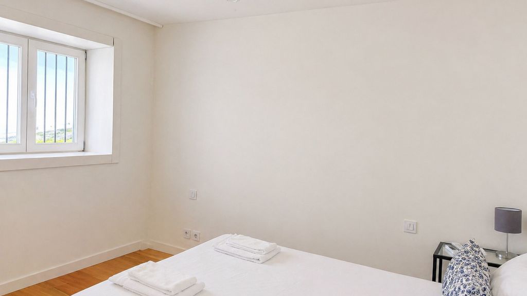 B: Douro & Bridge Views | Modern 2BR by Lovelystay