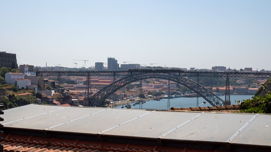 Rua da Corticeira 2/46