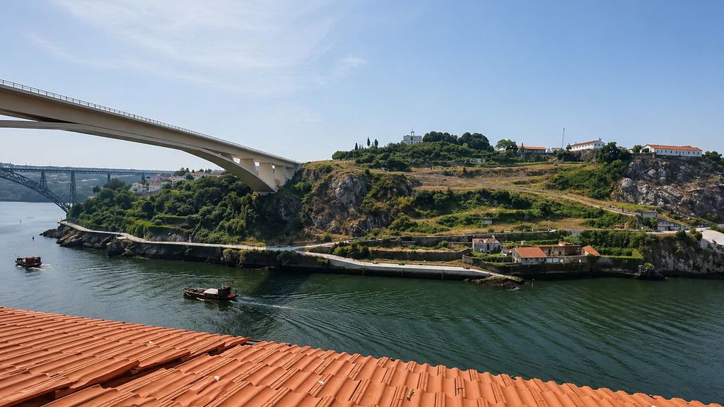 I: Ponte Luis I Views | 2BR River Flat