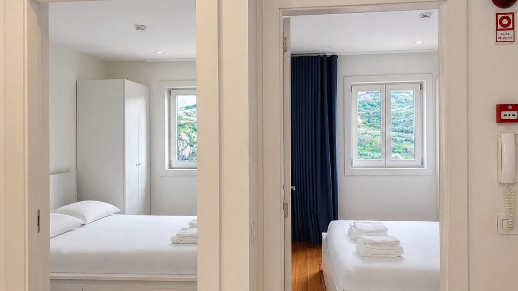 I: Ponte Luis I Views | 2BR River Flat