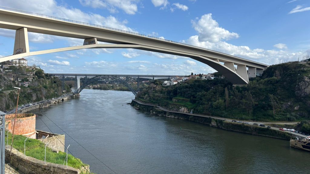 O: Ponte Luis I & Douro Views | 1BR Bliss