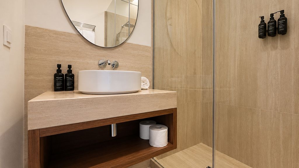 One-Bedroom Deluxe Apartment