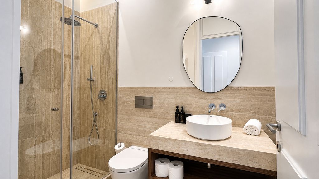 Two-Bedroom Deluxe Apartment with City View