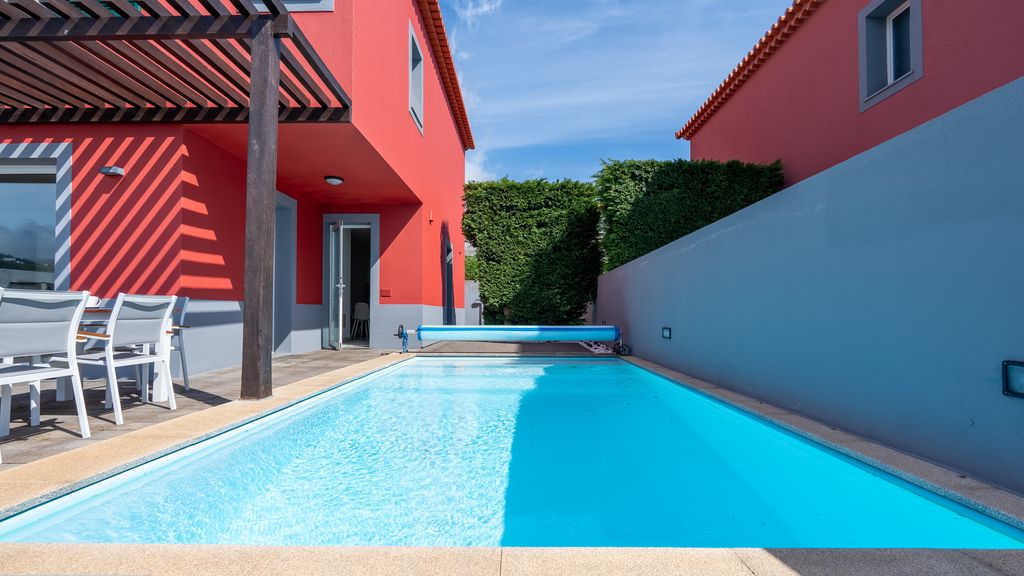 Duskline Villa