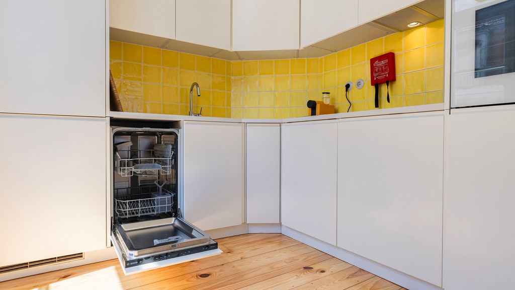 Downtown 2BR in Santa Justa by LovelyStay