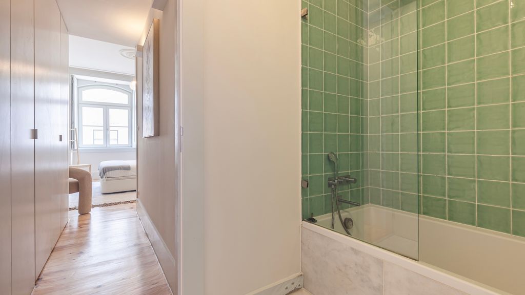 Downtown 2BR in Santa Justa by LovelyStay