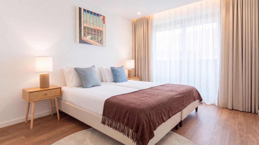 Soft Lines | Polacos Residence Apt Q by LovelyStay