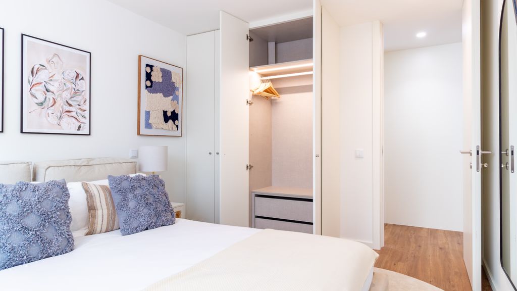 Polacos Residence | 1BR | Apt F by LovelyStay