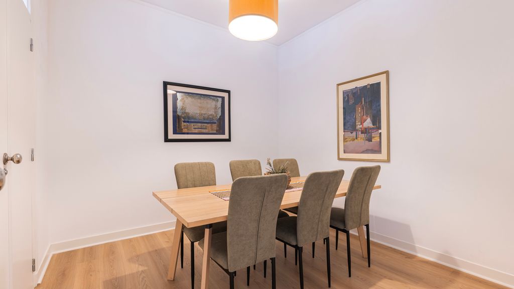 Classy 3-Bedroom Lisbon Apartment by LovelyStay