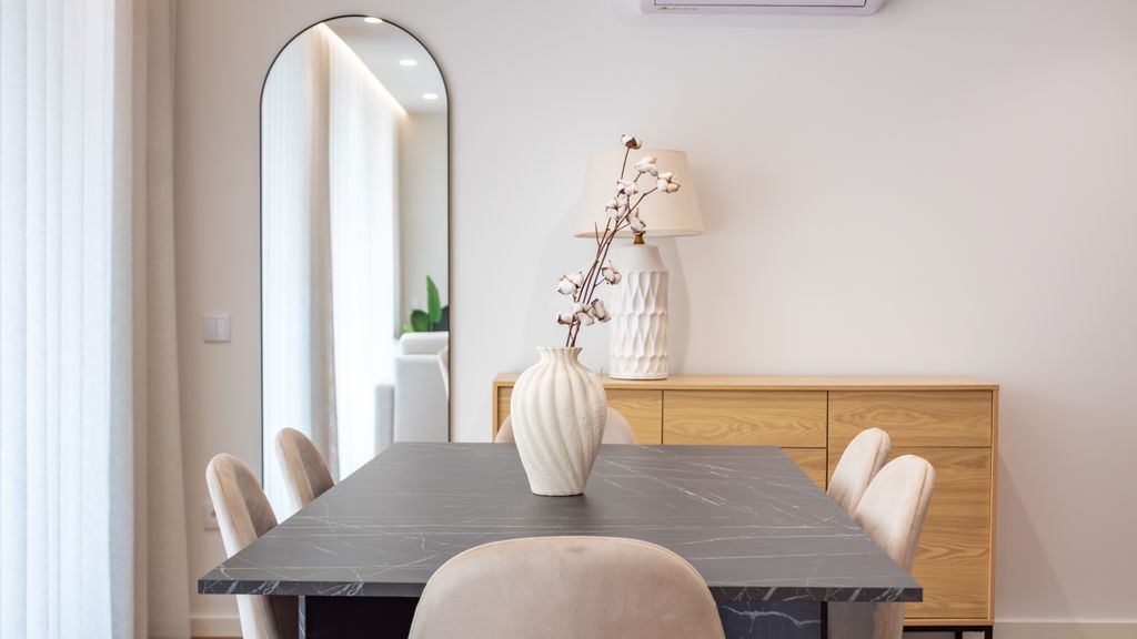 Polacos Residence | 2BR | Apt H by LovelyStay