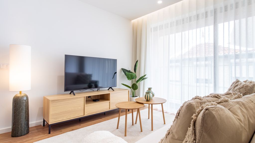 Polacos Residence | 2BR | Apt H by LovelyStay