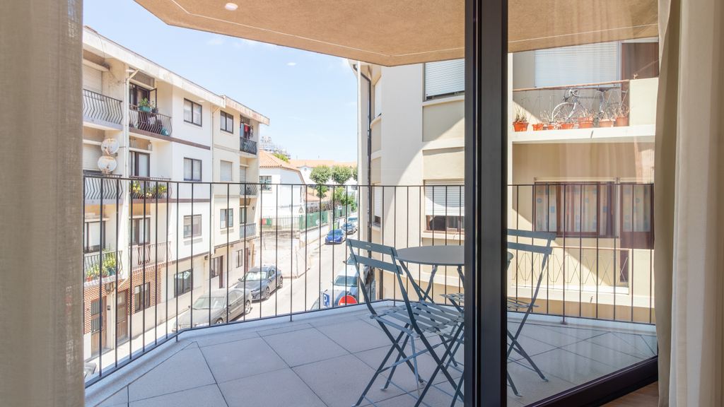 Polacos Residence | 2BR | Apt J by LovelyStay