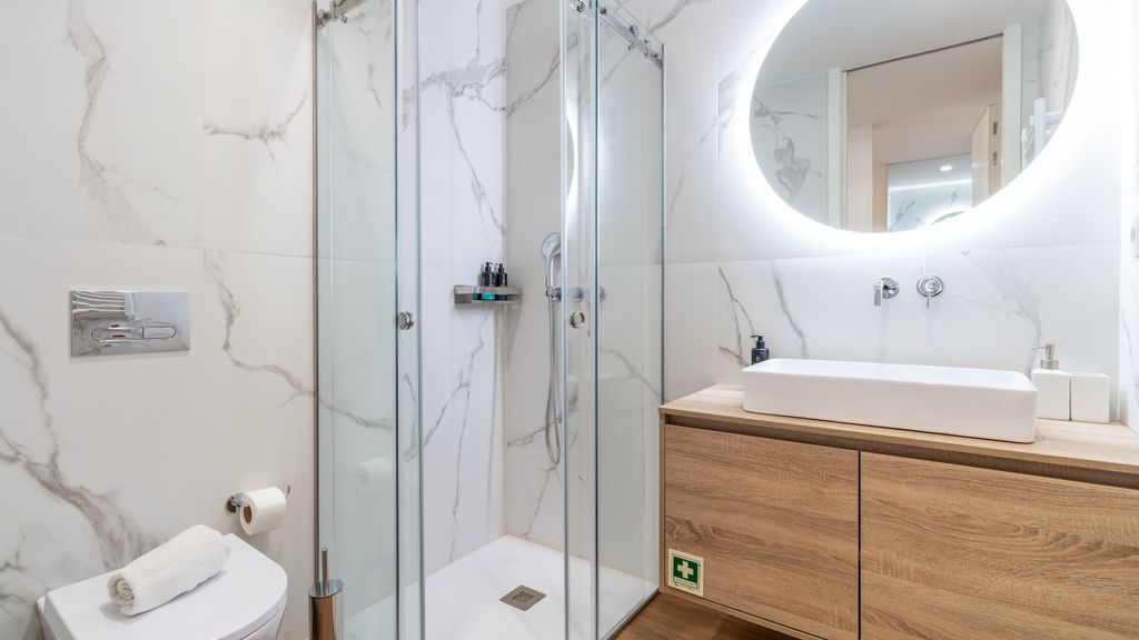 Polacos Residence | 2BR | Apt J by LovelyStay