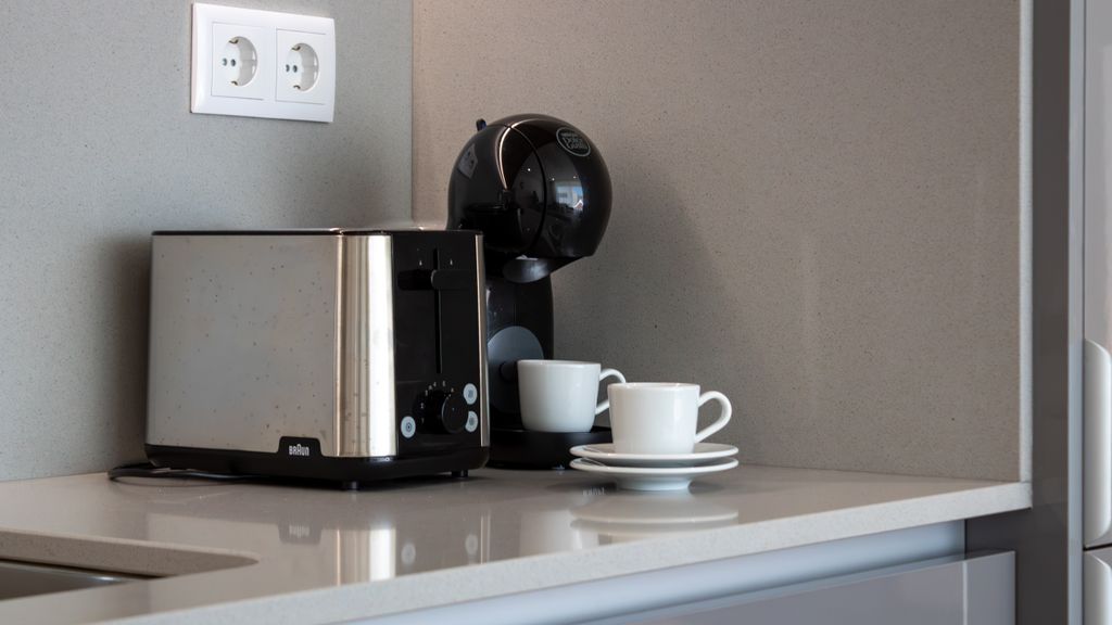 Polacos Residence | 1BR | Apt P by LovelyStay
