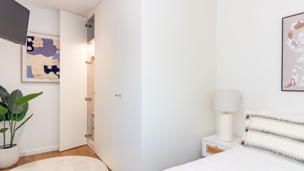 Polacos Residence | 1BR | Apt P by LovelyStay