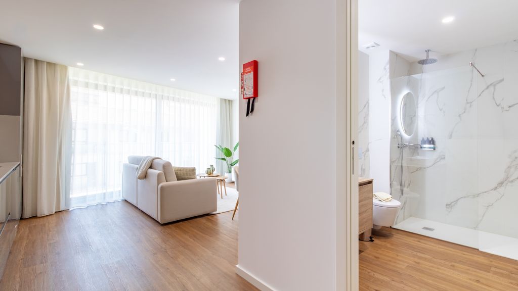 Polacos Residence | 1BR | Apt T by LovelyStay