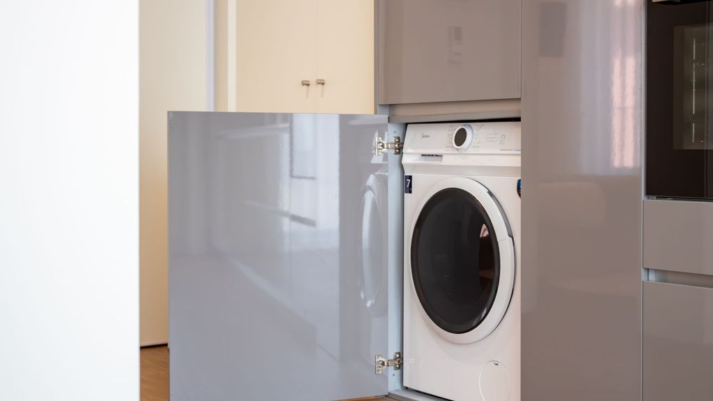 Polacos Residence | 1BR | Apt Y by LovelyStay