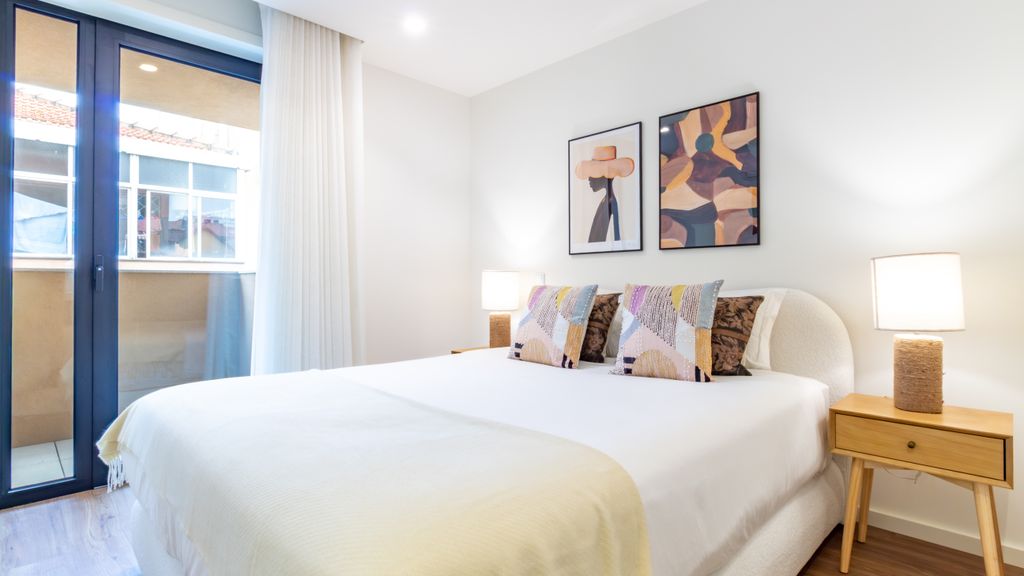 Polacos Residence | 2BR | Apt W by LovelyStay