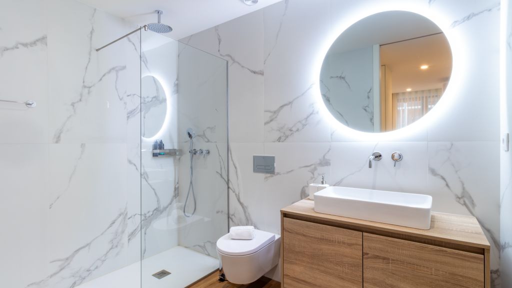 Polacos Residence | 2BR | Apt W by LovelyStay