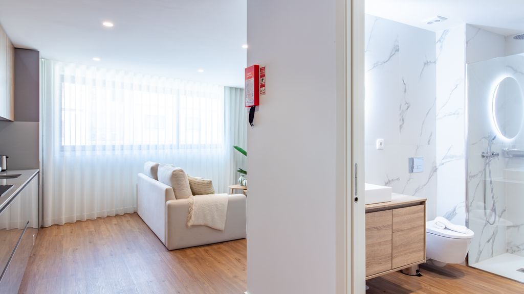 Polacos Residence | 1BR | Apt D by LovelyStay