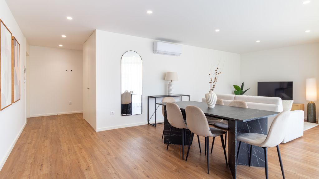 Polacos Residence | 2BR | Apt S by LovelyStay