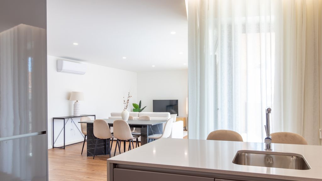 Polacos Residence | 2BR | Apt S by LovelyStay