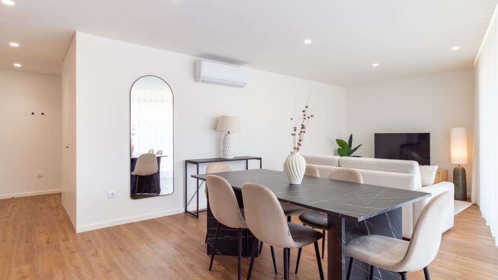 Polacos Residence | 2BR | Apt S by LovelyStay