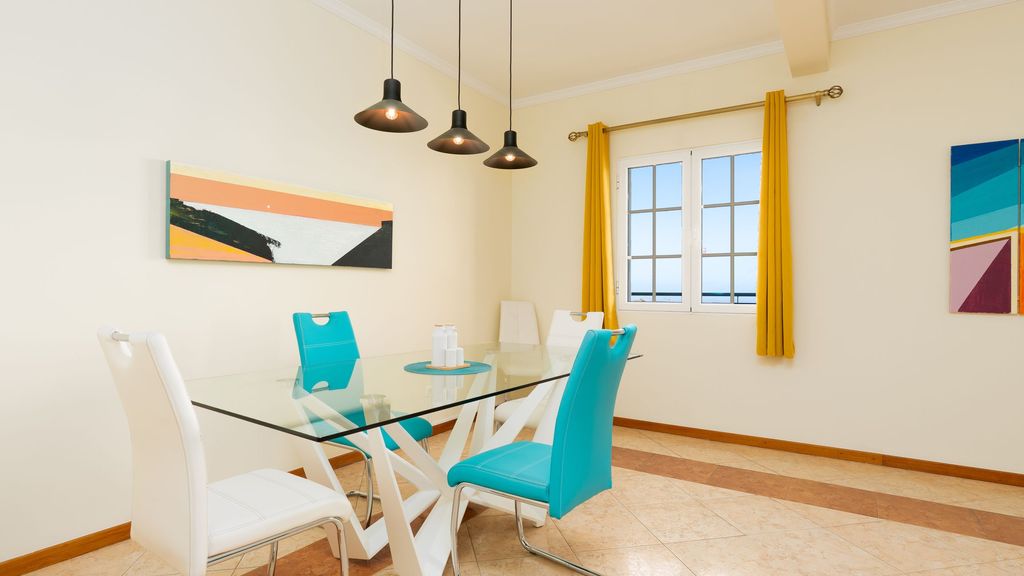 Desertas Vista Casa by LovelyStay
