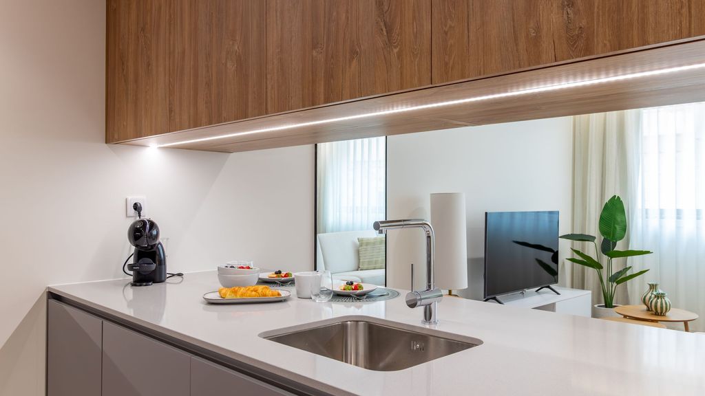 Polacos Residence | 1BR | Apt AA by LovelyStay