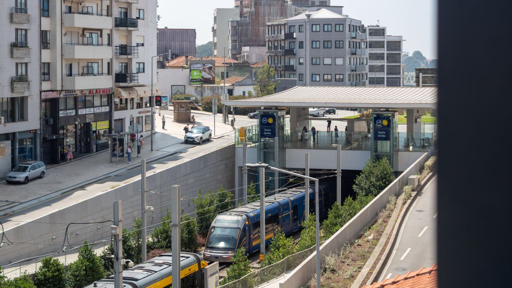 Av. República 2408