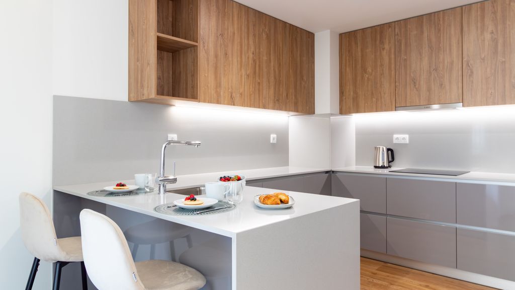 Polacos Residence | 2BR | Apt K by LovelyStay