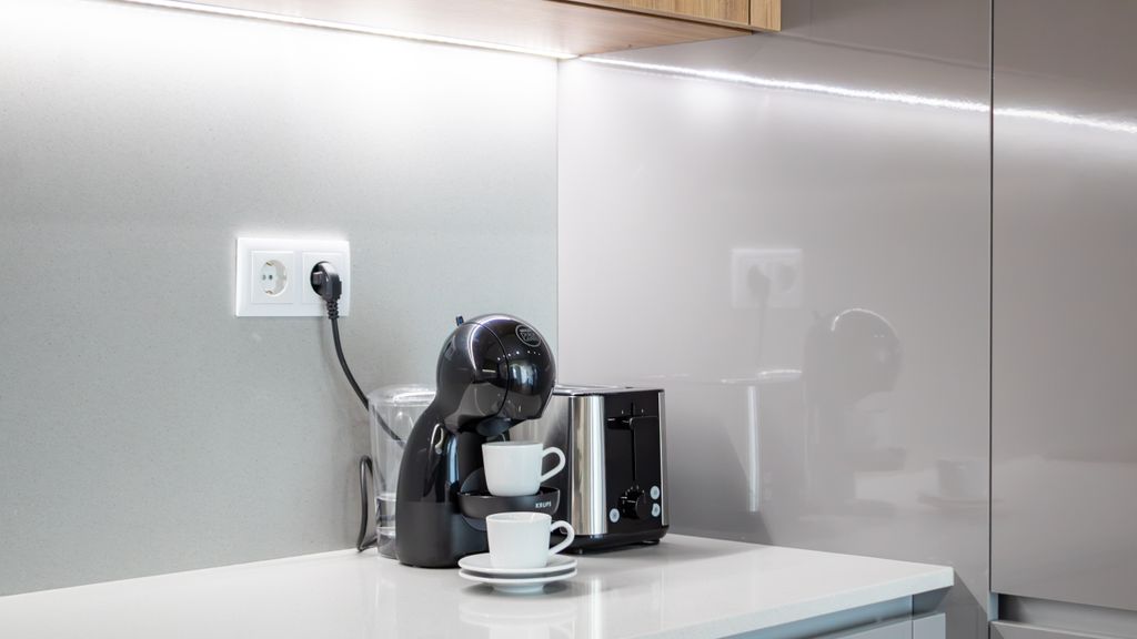 Polacos Residence | 2BR | Apt K by LovelyStay