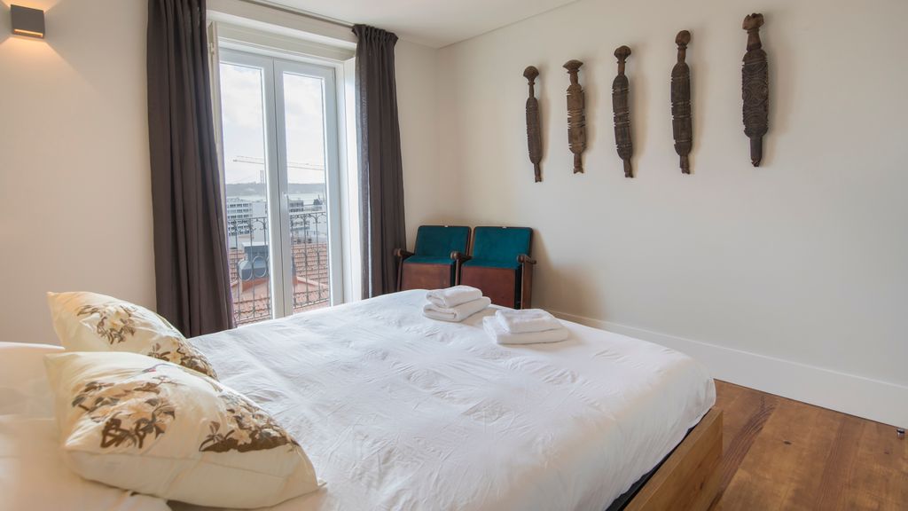 Stunning Penthouse w/ the best views by LovelyStay