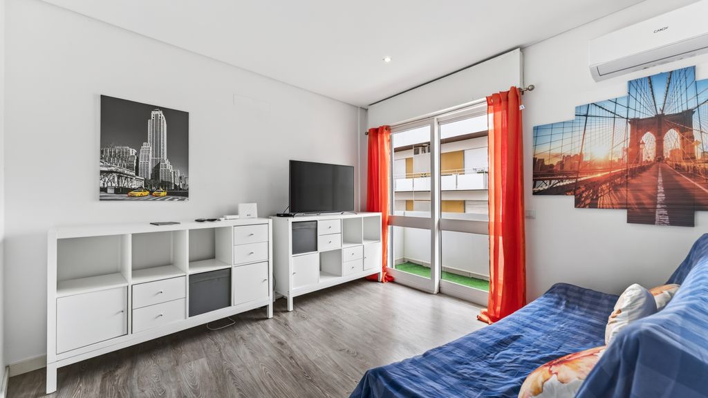 Cosy 1Bdr Flat in Faro Downtown by LovelyStay