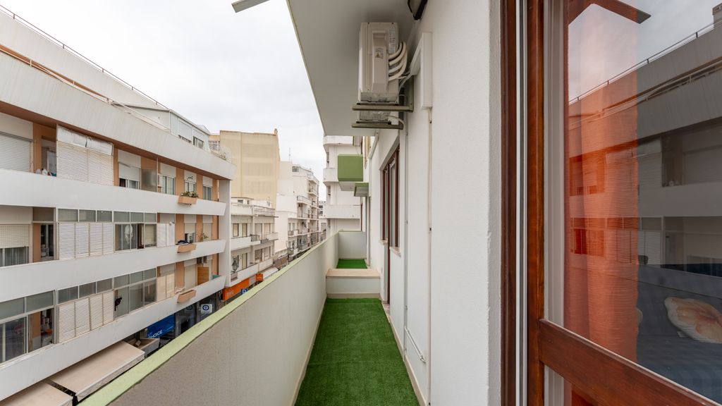 Cosy 1Bdr Flat in Faro Downtown by LovelyStay