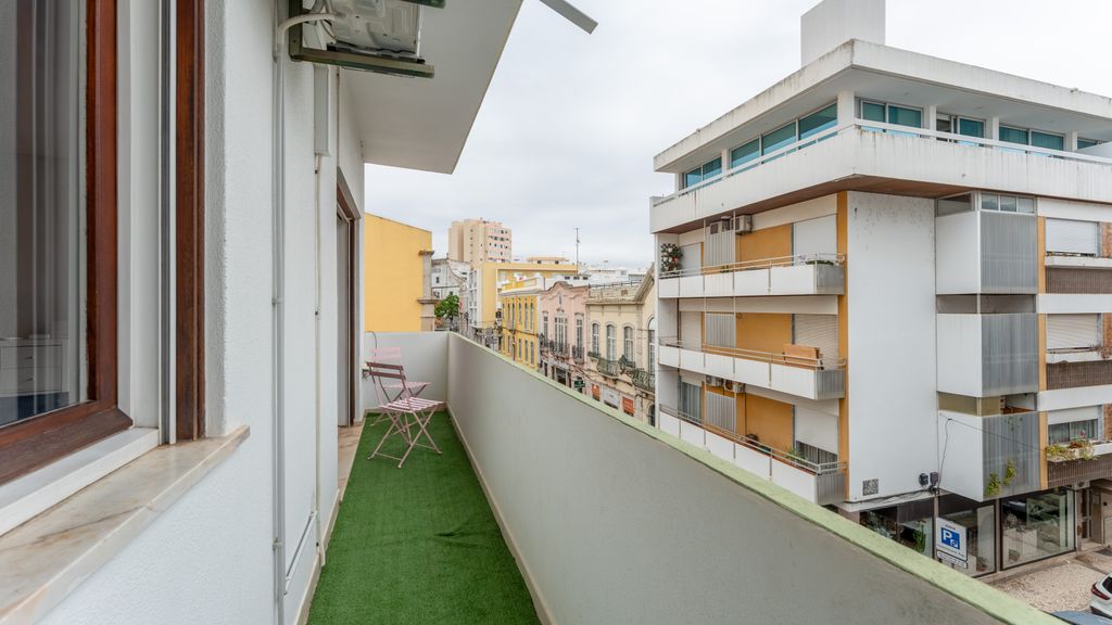 Cosy 1Bdr Flat in Faro Downtown by LovelyStay