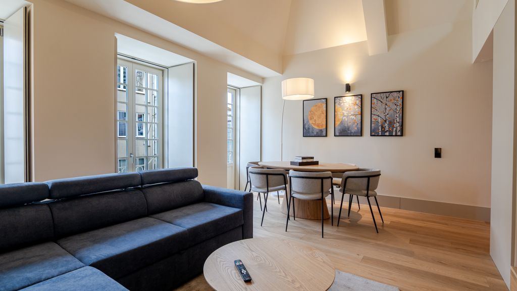 Catarina 392 | Duplex Wonder by LovelyStay