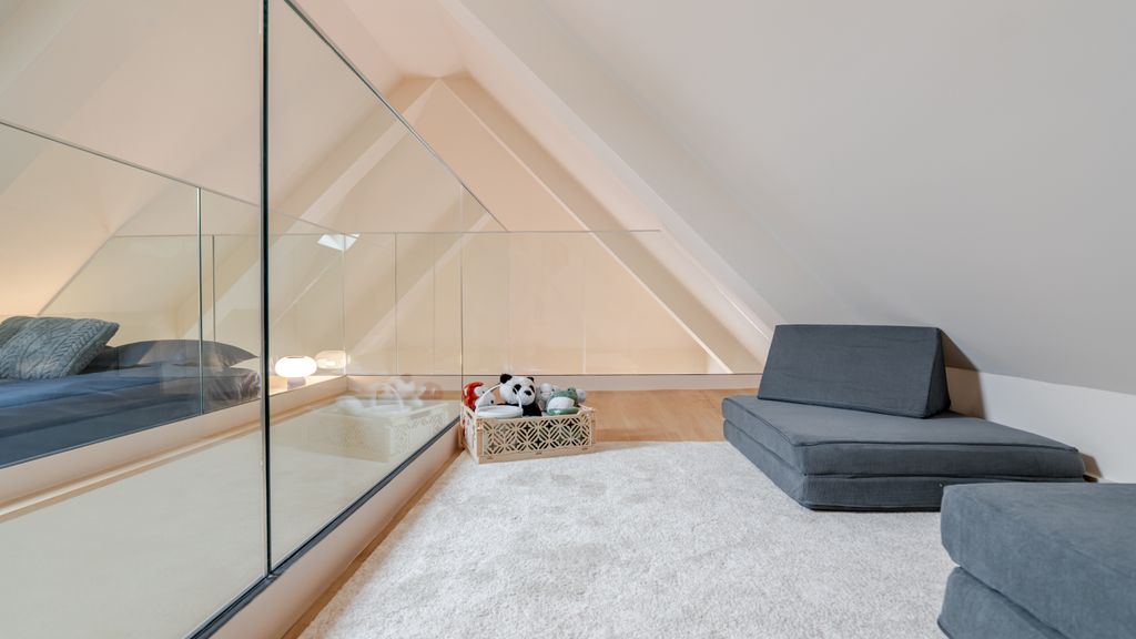 Catarina 392 | Duplex Wonder by LovelyStay