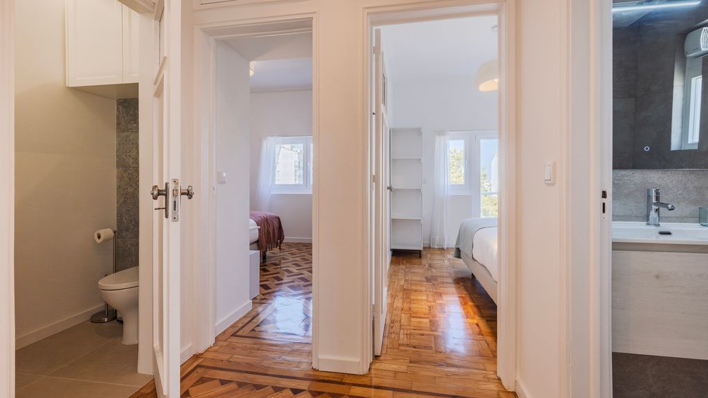Stunning 3BDR Flat w/ Balcony & AC by LovelyStay