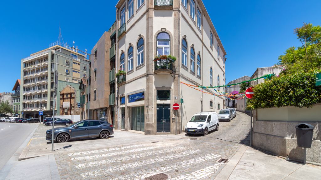 Rua das Motas 27