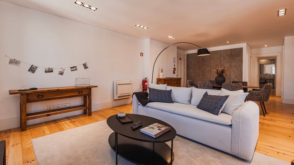 Chiado Terrace & Castle View 2BR by LovelyStay