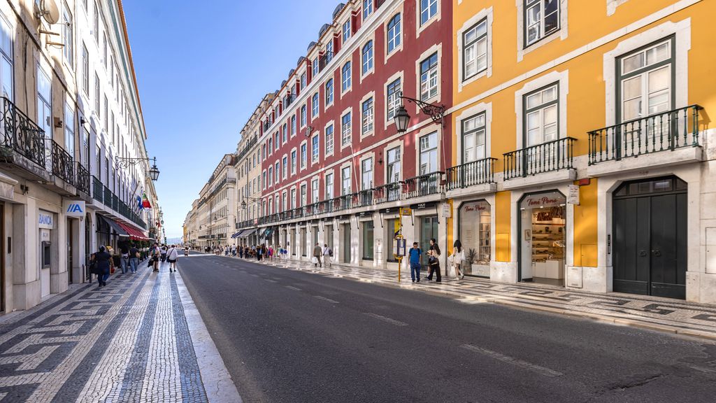 Chiado Terrace & Castle View 2BR by LovelyStay