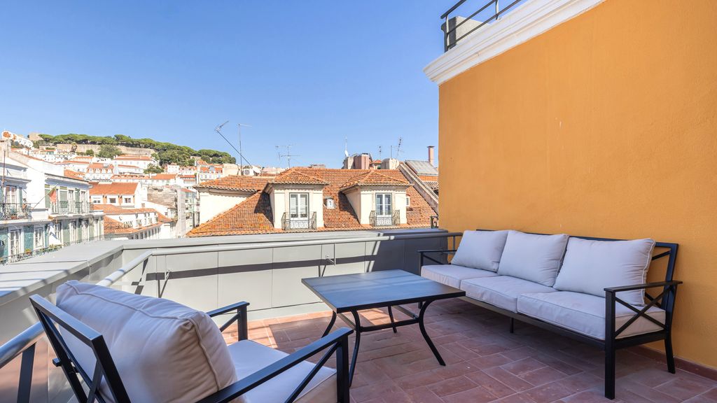Chiado Terrace & Castle View 2BR by LovelyStay