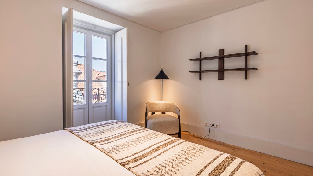 Chiado Terrace & Castle View 2BR by LovelyStay