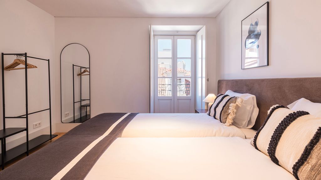 Chiado Terrace & Castle View 2BR by LovelyStay